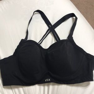 Black sports bra